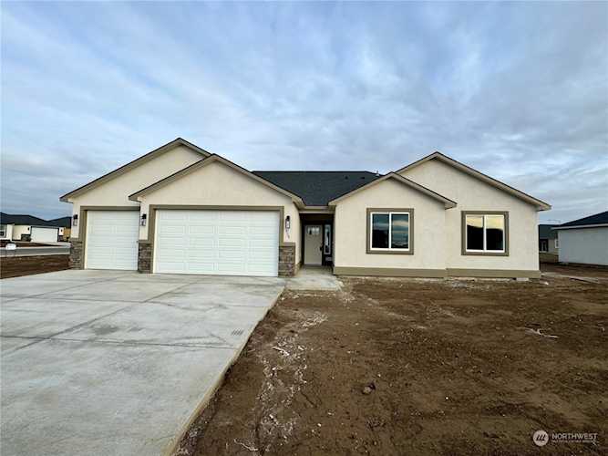 925 Q St SW Quincy, WA 98848
