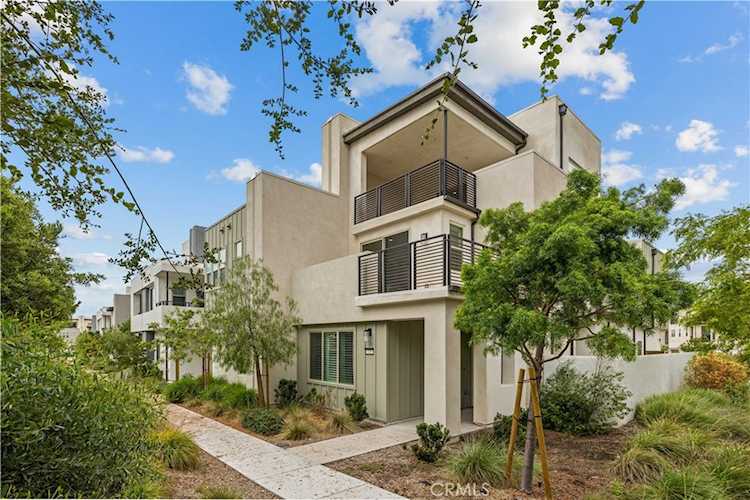 121 Pusan Irvine, CA 92618 | MLS OC23150881 Photo 1