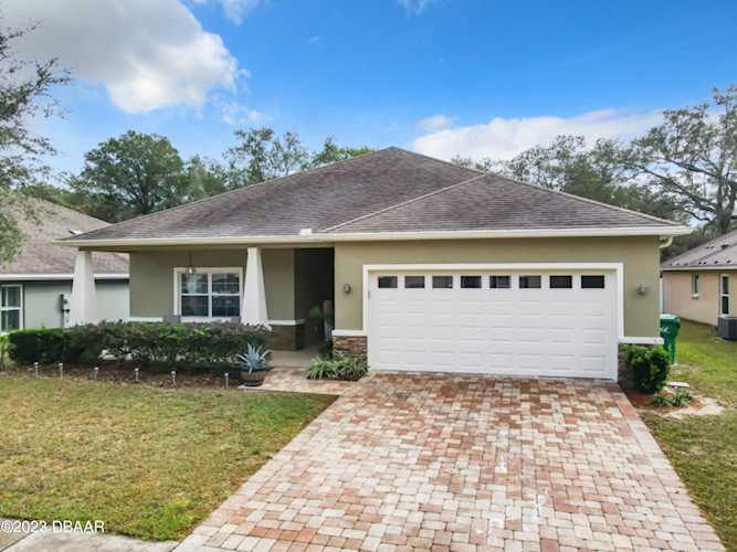 110 Park Hurst Lane DeLand, FL 32724