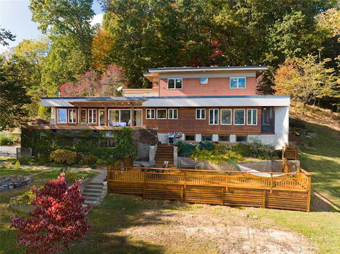 179 Earlys Mountain Rd Leicester, NC 28748