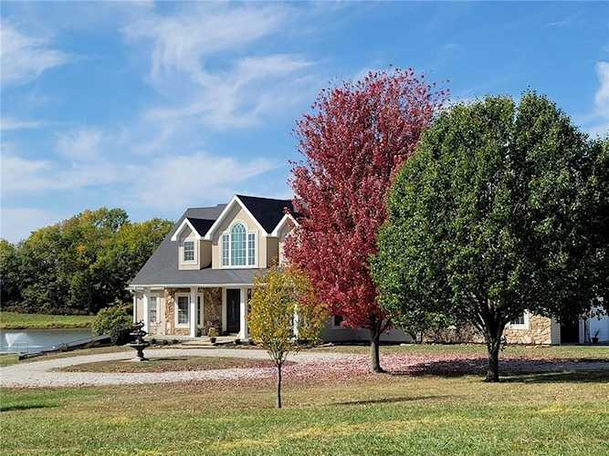 16050 Pine Rd Excelsior Springs, MO 64024