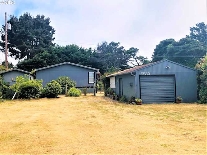 94552 Chandler RD Gold Beach, OR 97444