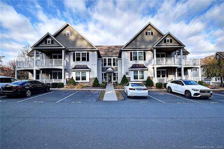 95 South Ridge Ln #A-202 Berlin, CT 06037