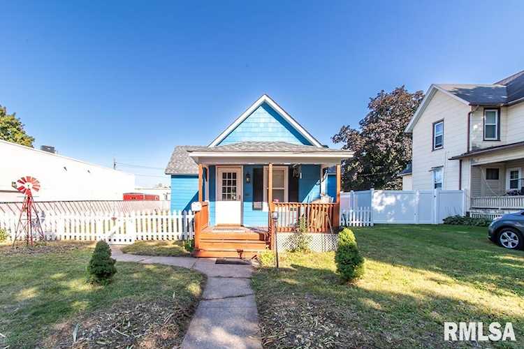 414 54th St Moline, IL 61265 | MLS QC4246519 Photo 1