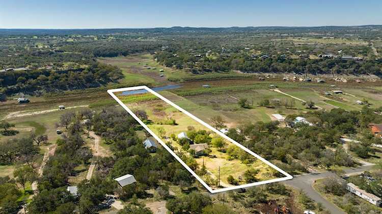 24909 Lakeview DR Spicewood, TX 78669