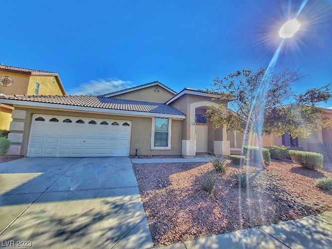 10512 Bonchester Hill St Las Vegas, NV 89141