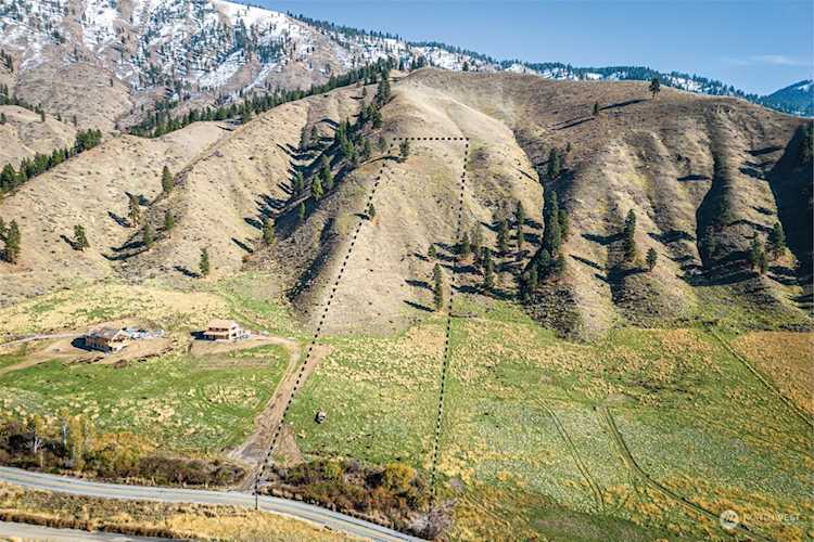 8075 Nahahum Canyon Rd Cashmere, WA 98815