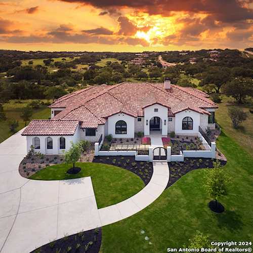 3728 Clubs Drive Boerne, TX 78006