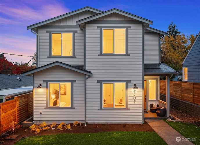 7709 29th Ave NW Seattle, WA 98117