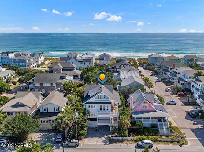 302 N Lumina Ave Wrightsville Beach, NC 28480