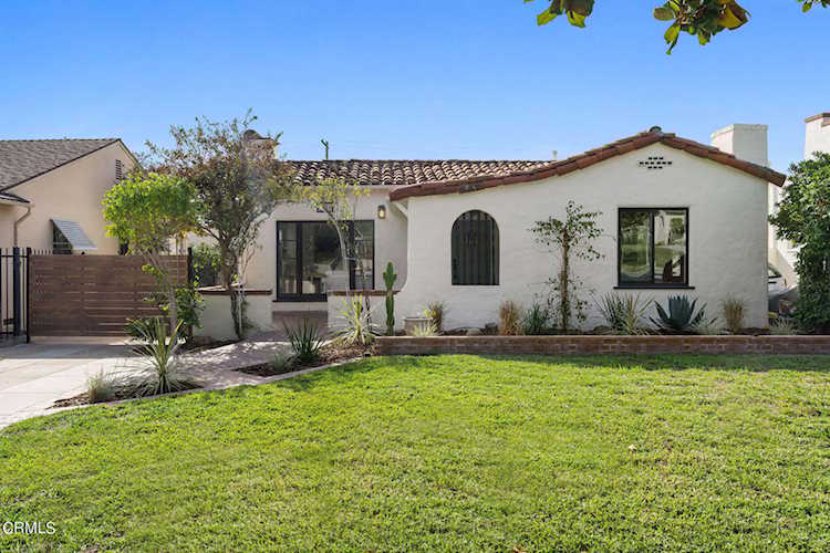 2216 E Mountain St Pasadena, CA 91104