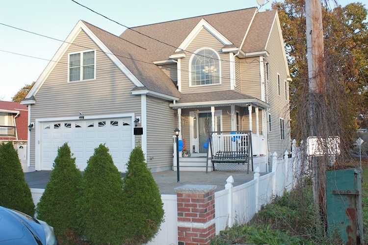 8 Albany Street Woburn, MA 01801