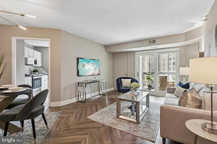 900 N Stafford St #1218 Arlington, VA 22203