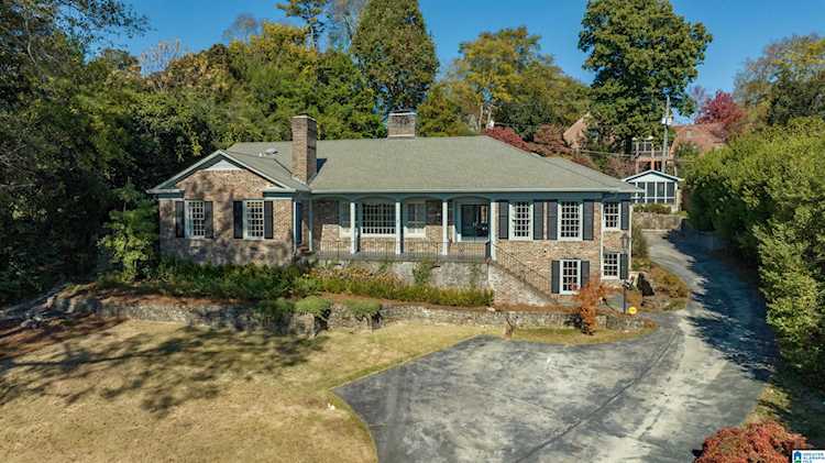 6 Rockledge Road Mountain Brook, AL 35213