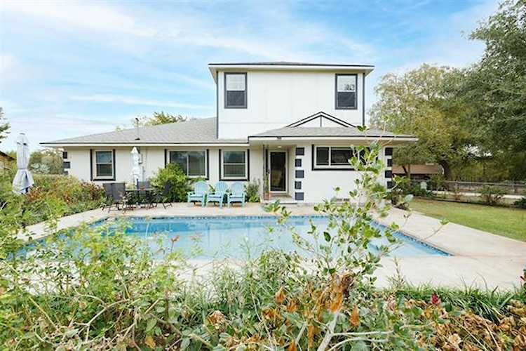 1232 Narrow Lane Red Oak, TX 75154