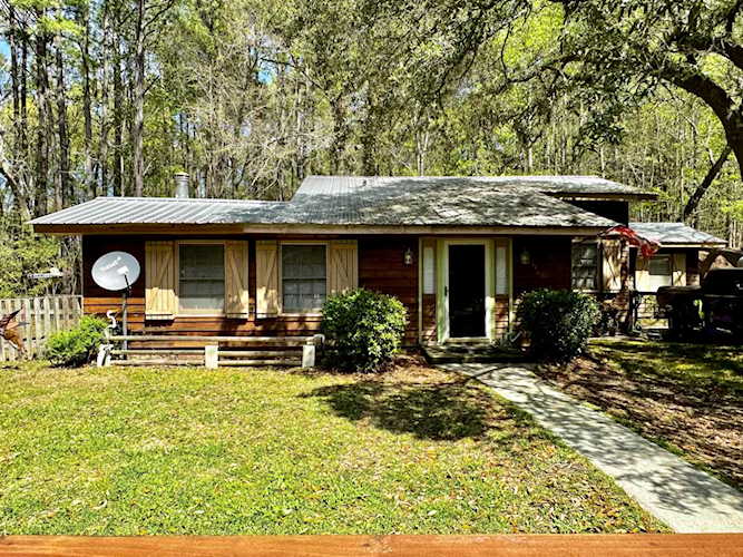 Home For Sale in French Quarter Creek Huger Berkeley. 1168 French Quarter Creek Road.| Matt O’Neill Real Estate Photo 1