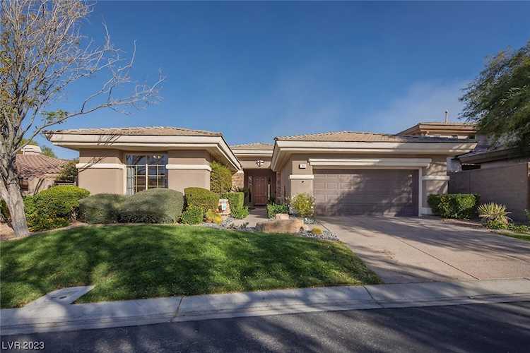 30 Moraine Dr Henderson, NV 89052