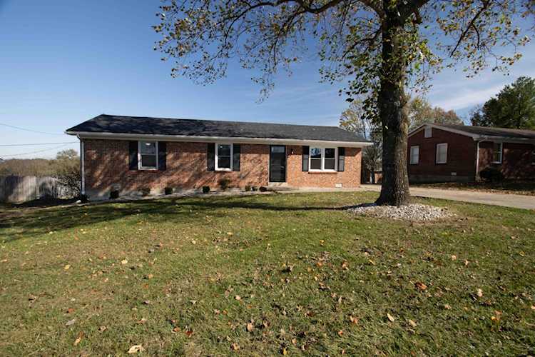 120 Bluebird Ct Lawrenceburg, KY 40342