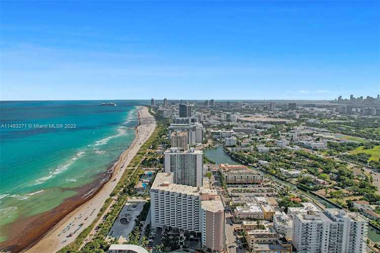 2899 Collins Ave #PH F Miami Beach, FL 33140