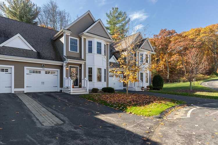 702 Crystal Way #702 Bellingham, MA 02019
