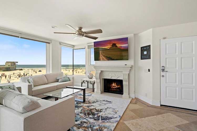 2689 Ocean Front Walk San Diego, CA 92109