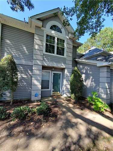 506 Rue Saint La Rogue Chesapeake, VA 23320