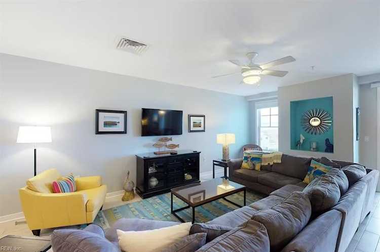 3700 Sandpiper Rd #219 Virginia Beach, VA 23456