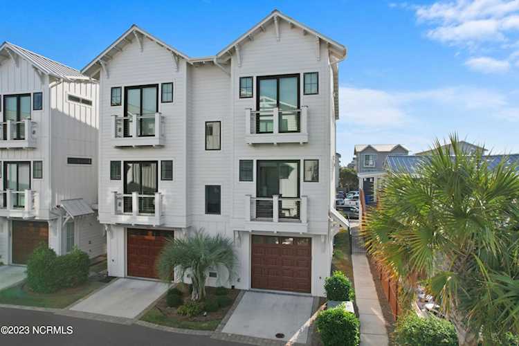 10 Seagull St Wrightsville Beach, NC 28480