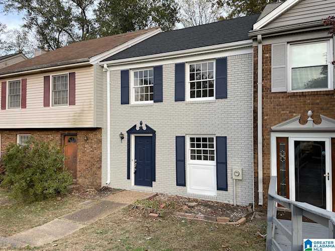 745 Cahaba Manor Trail Pelham, AL 35124