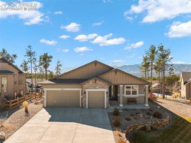 927 Graywoods Trace Monument, CO 80132