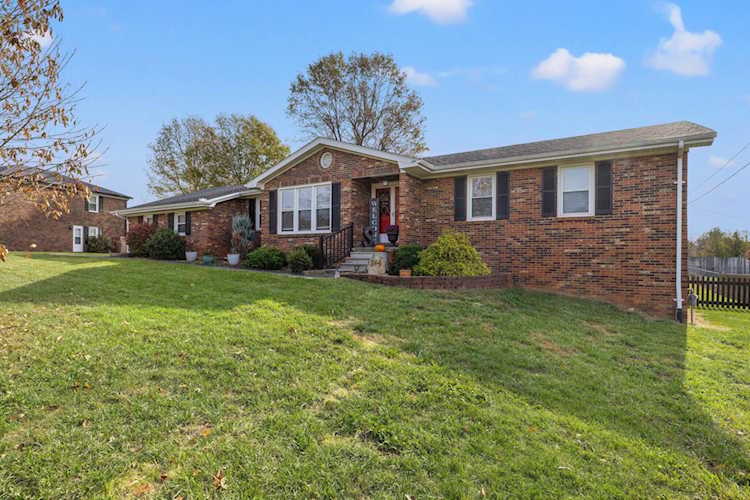 344 Streamland Dr Danville, KY 40422