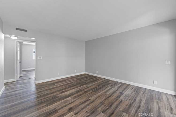 1207 Obispo Avenue #202 Long Beach, CA 90804