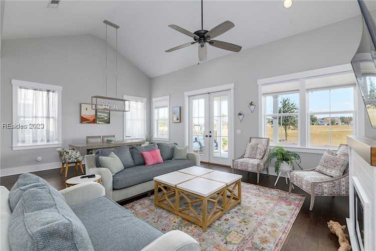 338 Castaway Dr Bluffton, SC 29910