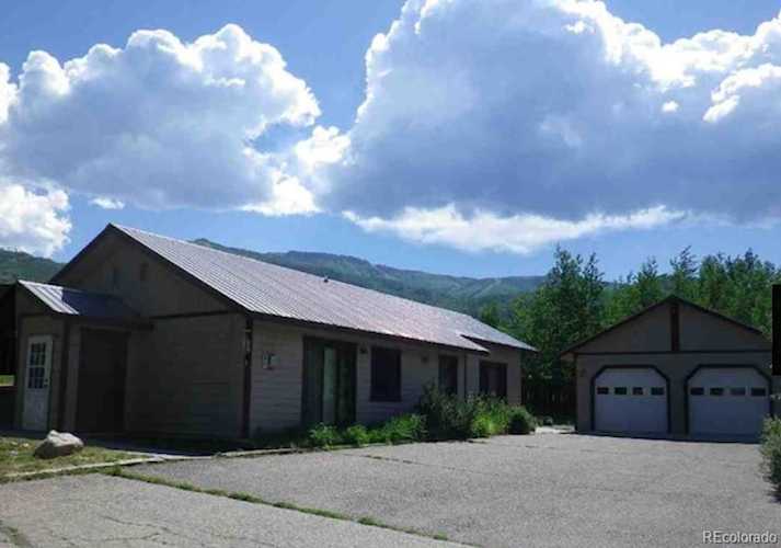 1400 Skyview Ln Steamboat Springs, CO 80487 | MLS 4191851 Photo 1