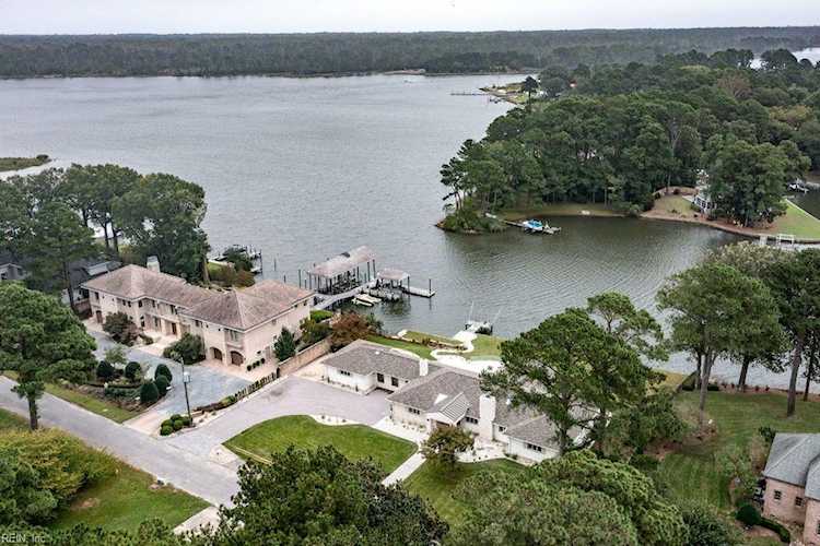 1837 Windy Ridge Point Virginia Beach, VA 23454