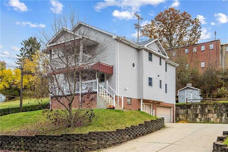 41 Glenmore Ave Pittsburgh, PA 15229