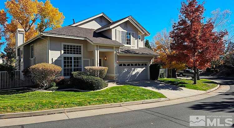 6083 Carriage House Way Reno, NV 89519