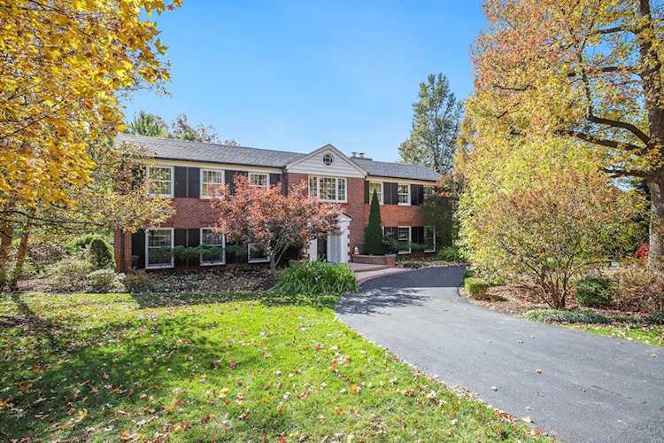 56 Briarcliff Ladue, MO 63124