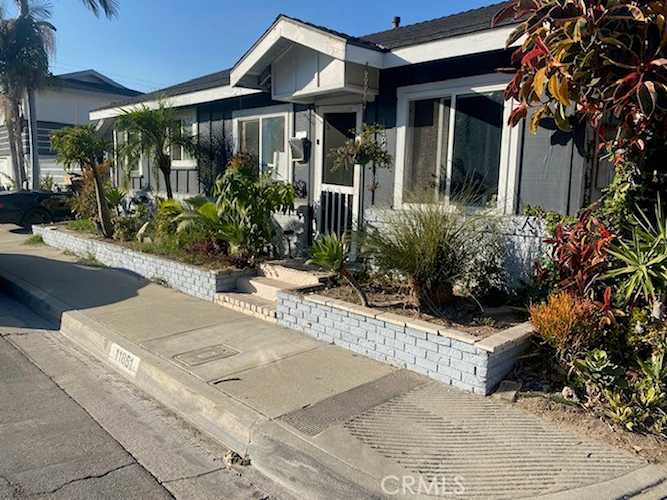 11851 183rd St Artesia, CA 90701