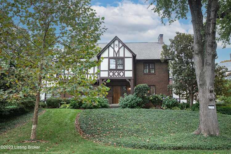 1747 Spring Dr Louisville, KY 40205