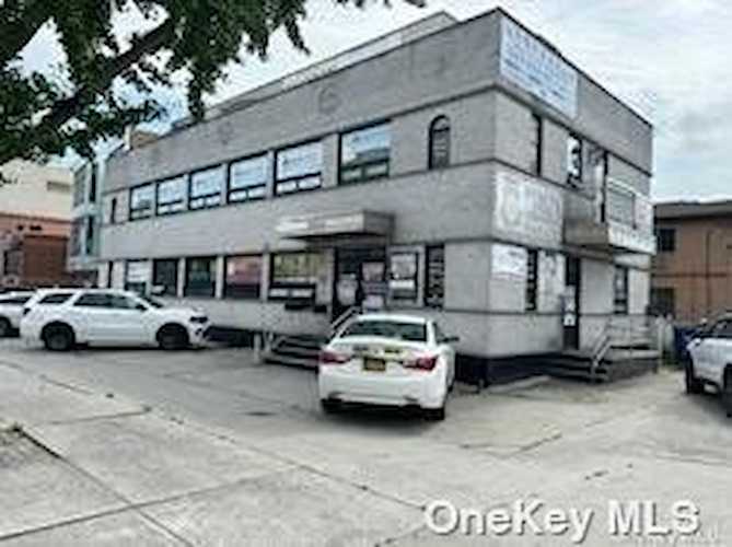 35-02 150th Place Flushing, NY 11354