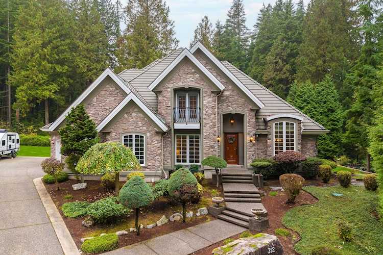 312 Forestview Lane Anmore, BC V3H 0A3
