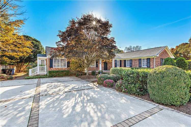 1017 Brandon Rd Virginia Beach, VA 23451