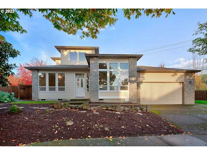 14498 SE Willet DR Happy Valley, OR 97086