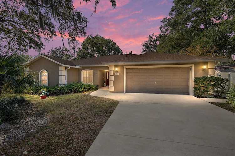1208 NE 22nd Ave Ocala, FL 34470
