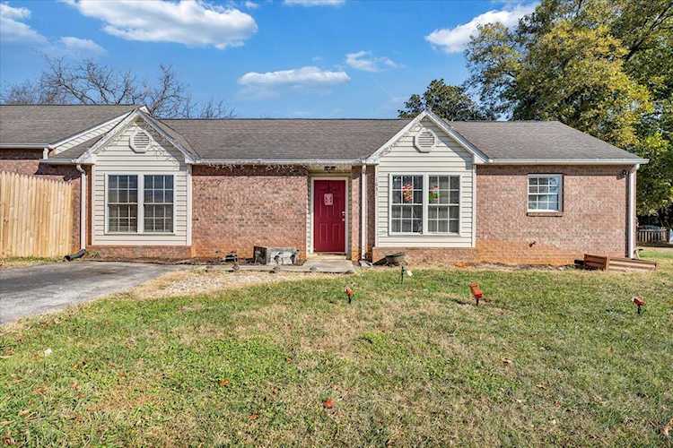 1631 Midland Salem, VA 24153