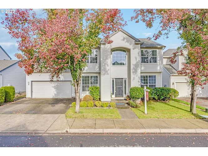 8855 SW Pippen LN Tigard, OR 97224