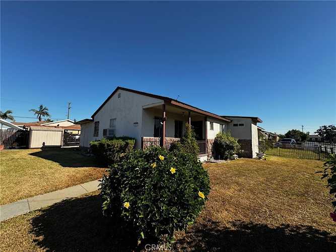 301 E Newfield St Gardena, CA 90248