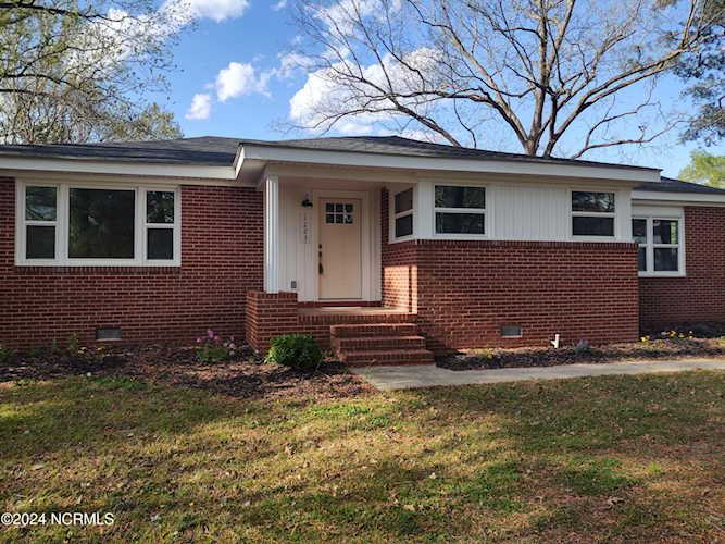 1223 Nc 137 Eure, NC 27935