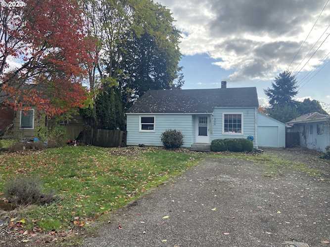 986 G ST Washougal, WA 98671